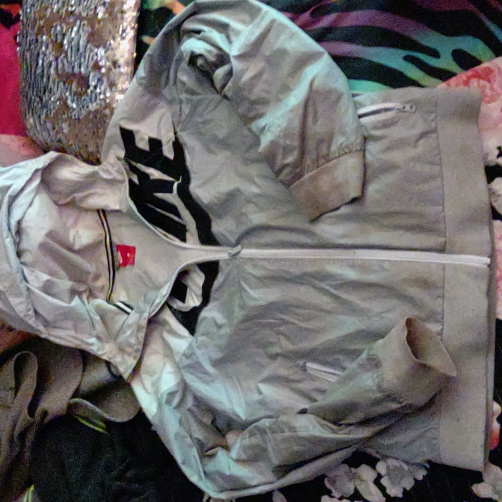 Nike wind runner jacket - Picture 2 of 2